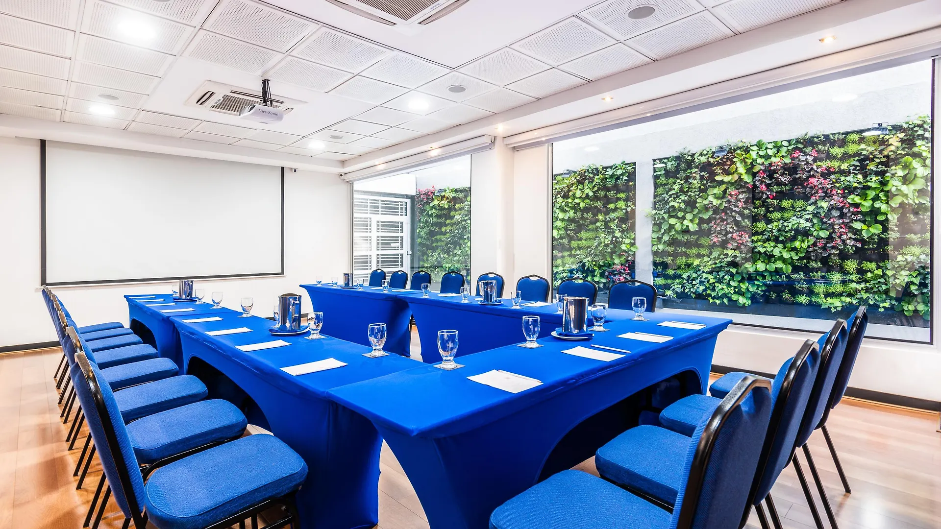 One Sixteen Hotel Bogota