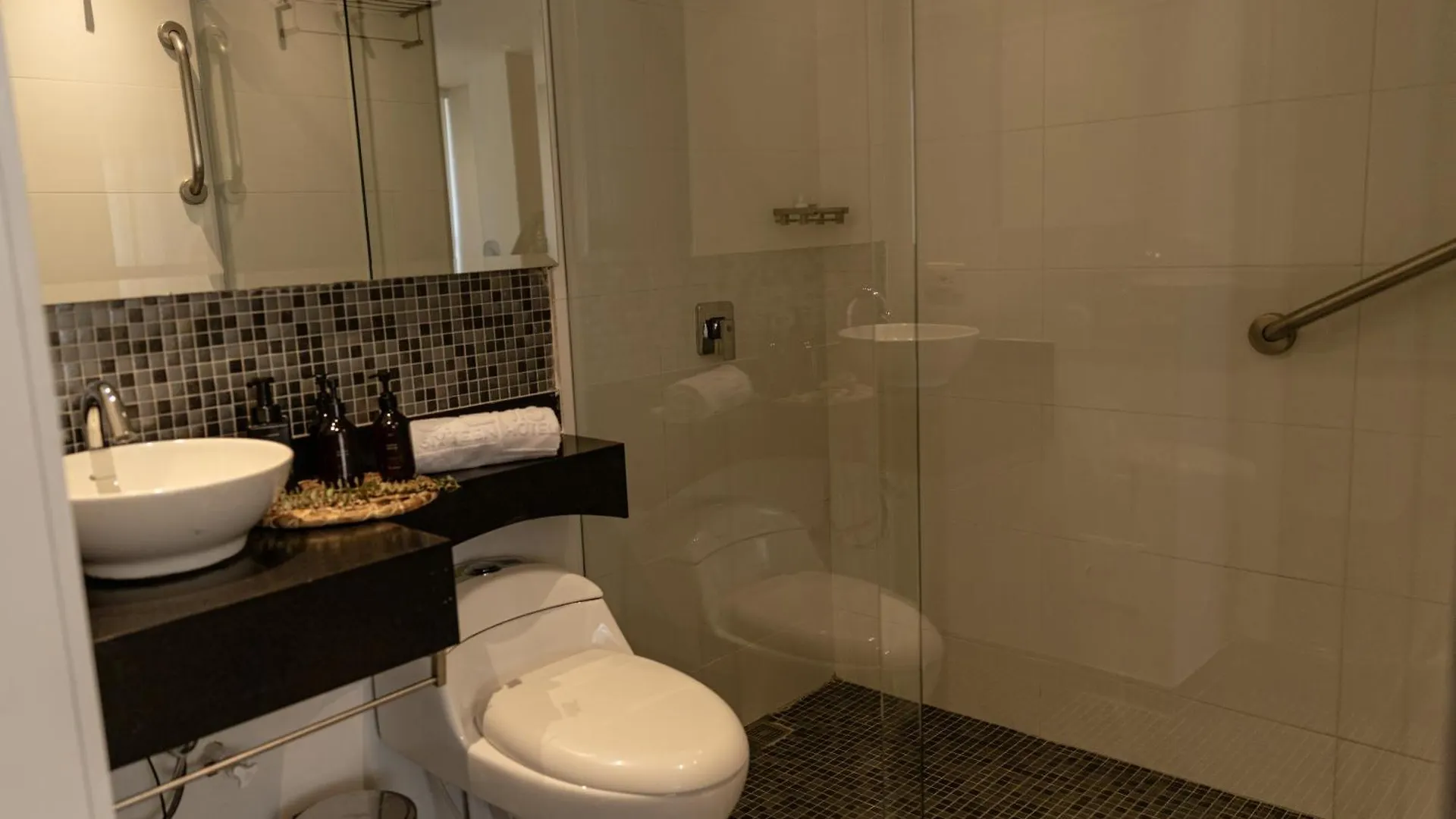 One Sixteen Hotel Bogota
