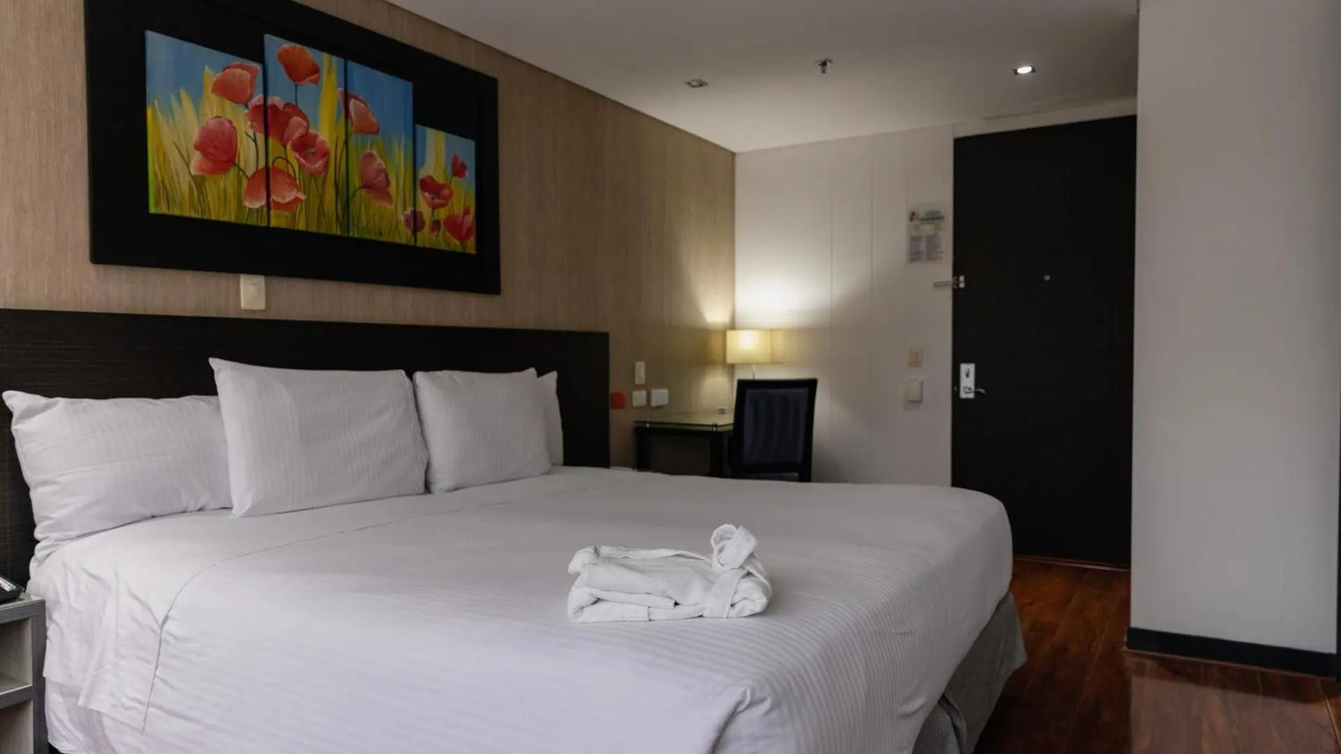 One Sixteen Hotel Bogota 4*,